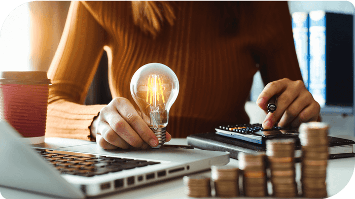 brown-sweater-bulb